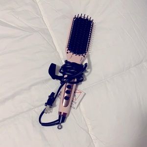 Lange straightening brush